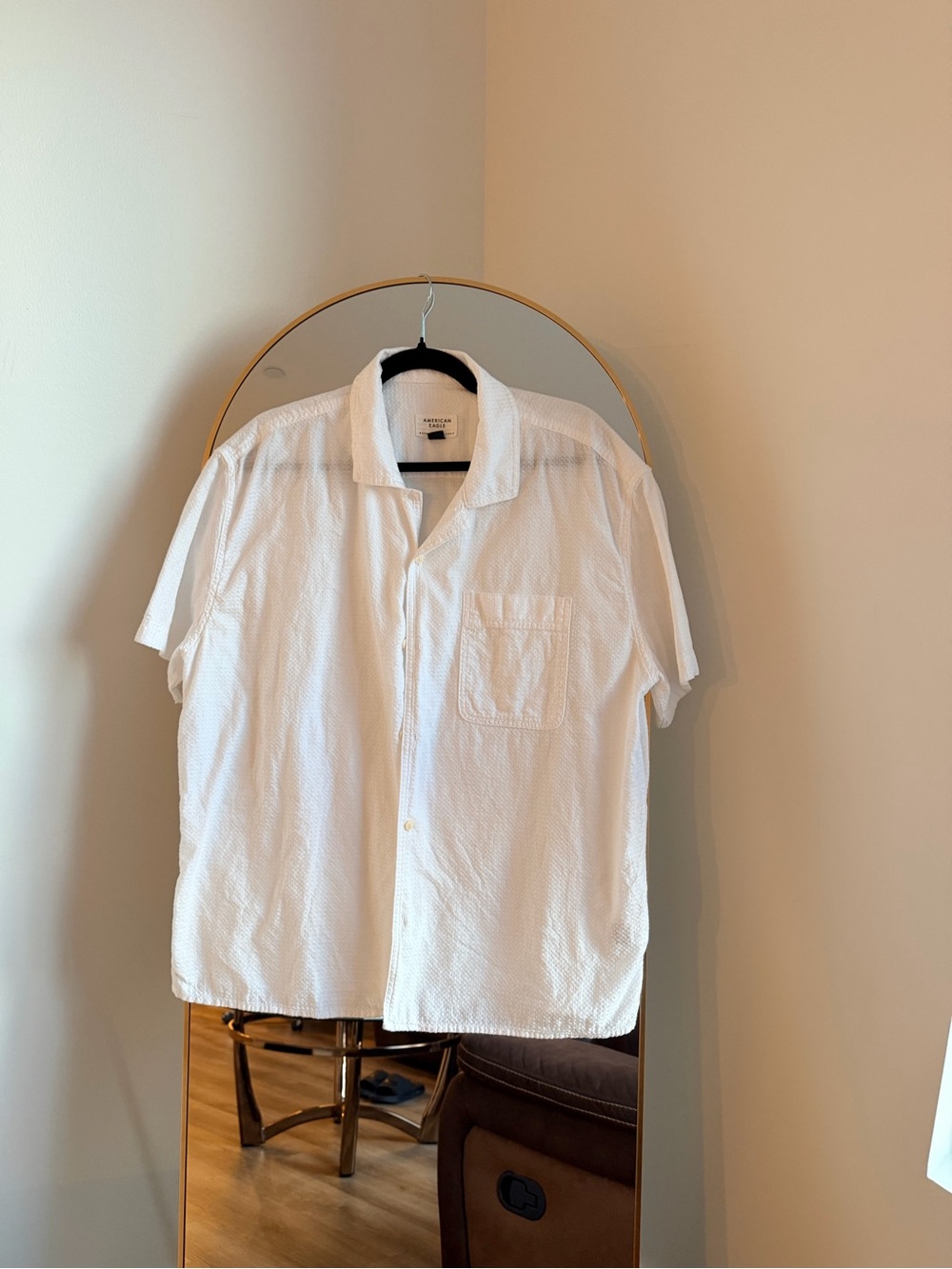 American Eagle Outfitters White Short-Sleeve Textured Button-Down Shirt